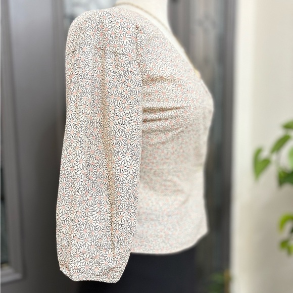 Madewell Florentine Peplum Button Blouse Top in a daisy patch - Picture 6 of 9